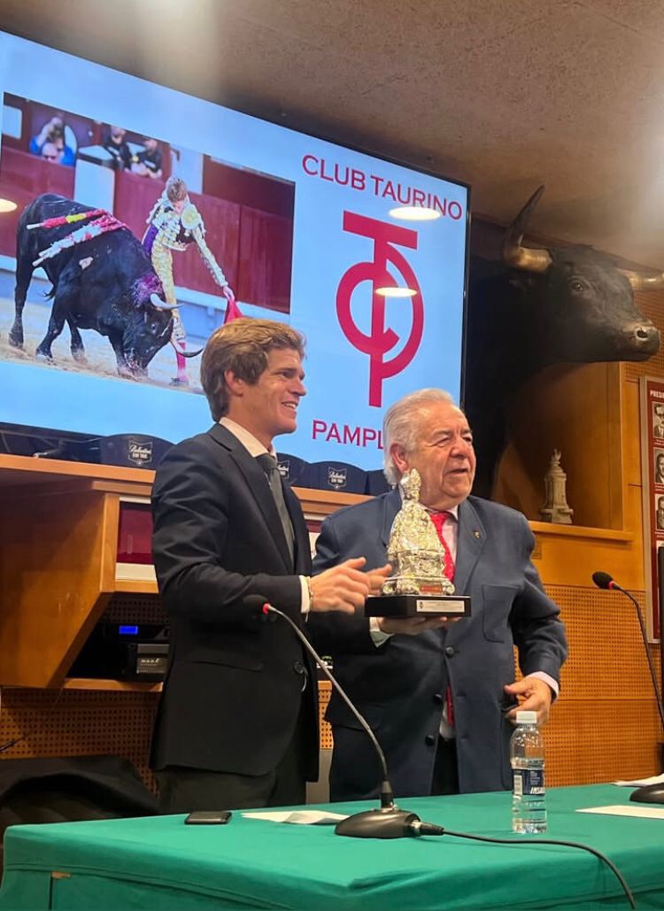 En un acto celebrado en la sede del Club Taurino y titulado “El torero de la temporada”, Borja Jiménez ha recordado todas las tardes de su histórico 2024