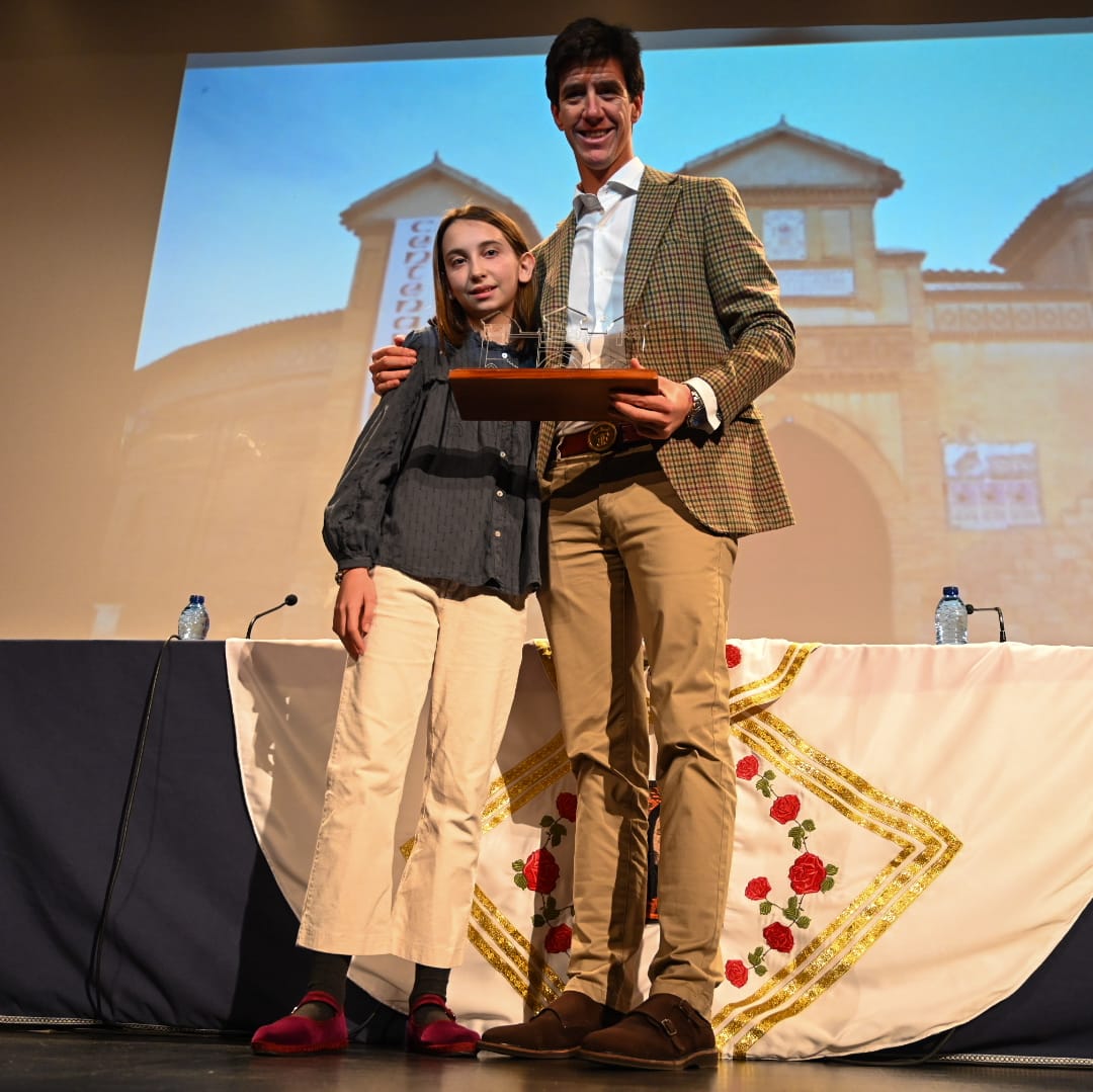 Borja Jiménez y Esau Fernández, premiados en San Clemente por su triunfo histórico