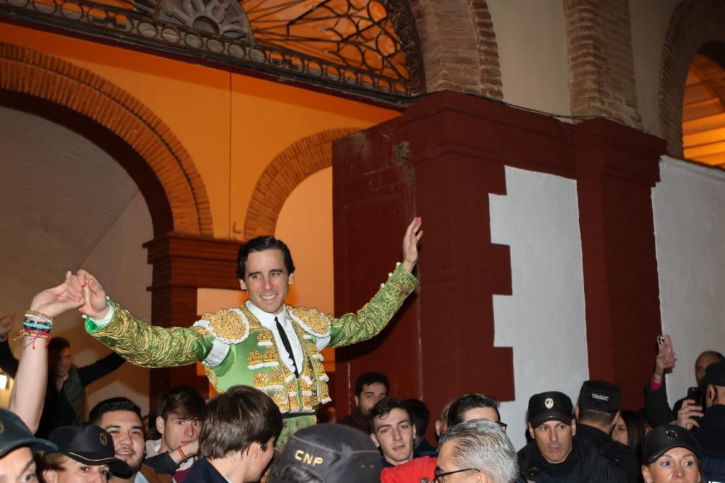 Juan Ortega desata el embrujo en una faena de orfebrería