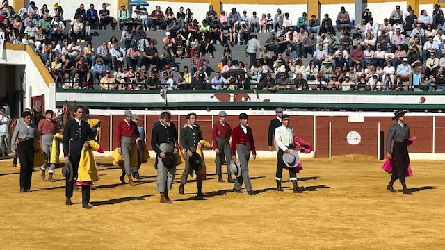 Los aceros dejan todo en tres orejas en Castellar