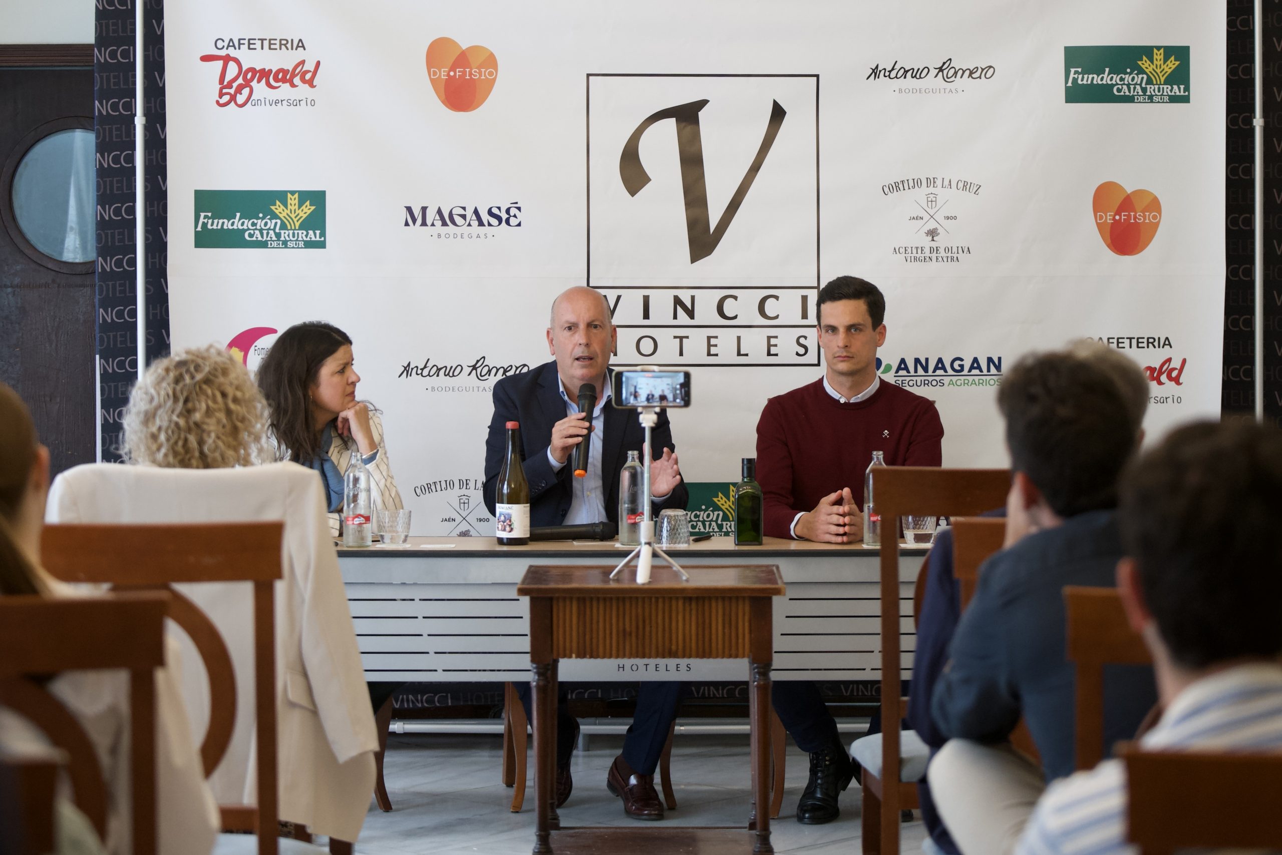 David Galván abre las tertulias del Hotel Vincci como primer nombre propio de la Feria de Abril
