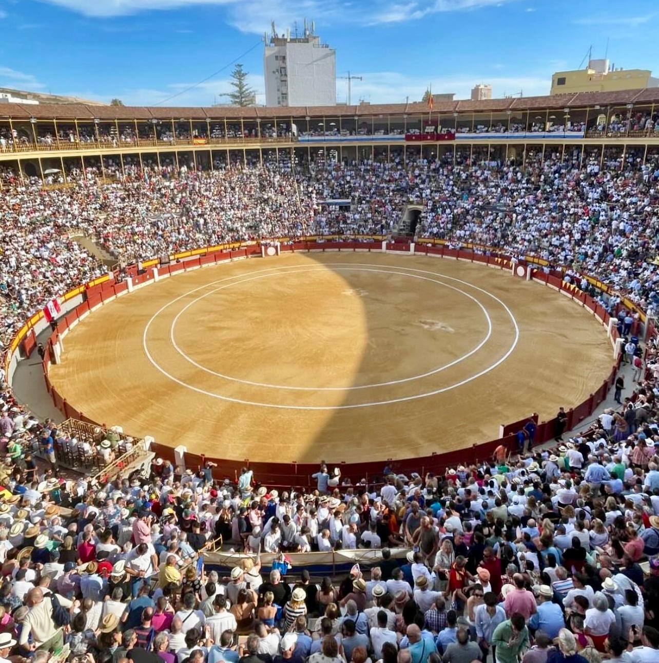 Alicante inicia esta noche la venta online de entradas para todos los festejos de la Feria de Hogueras