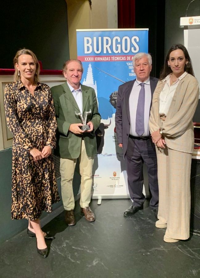 La RUCTL, premiada por la Asociación de Veterinarios Especialistas en Espectáculos Taurinos