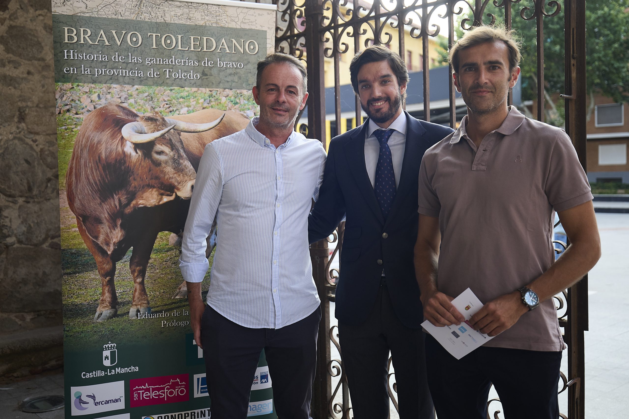 Presentado el libro "Bravo Toledano" en Talavera de la Reina