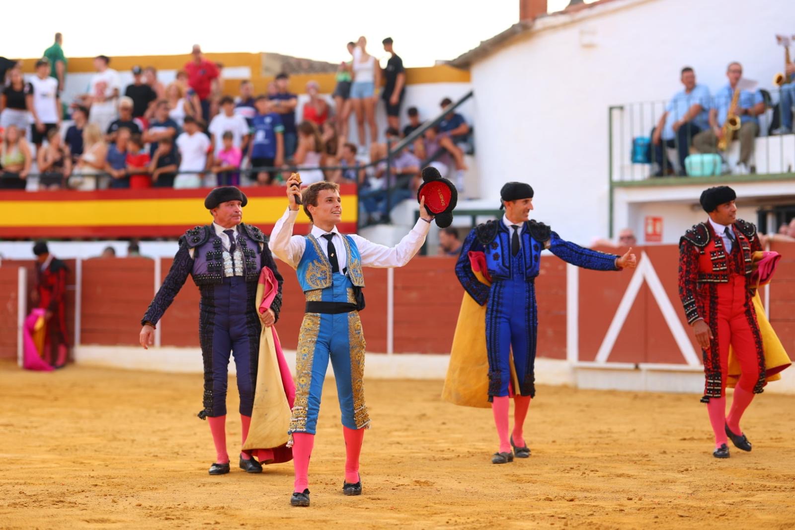 Bombita y Alfonso Morales salieron a hombros en Castellar (Jaén)