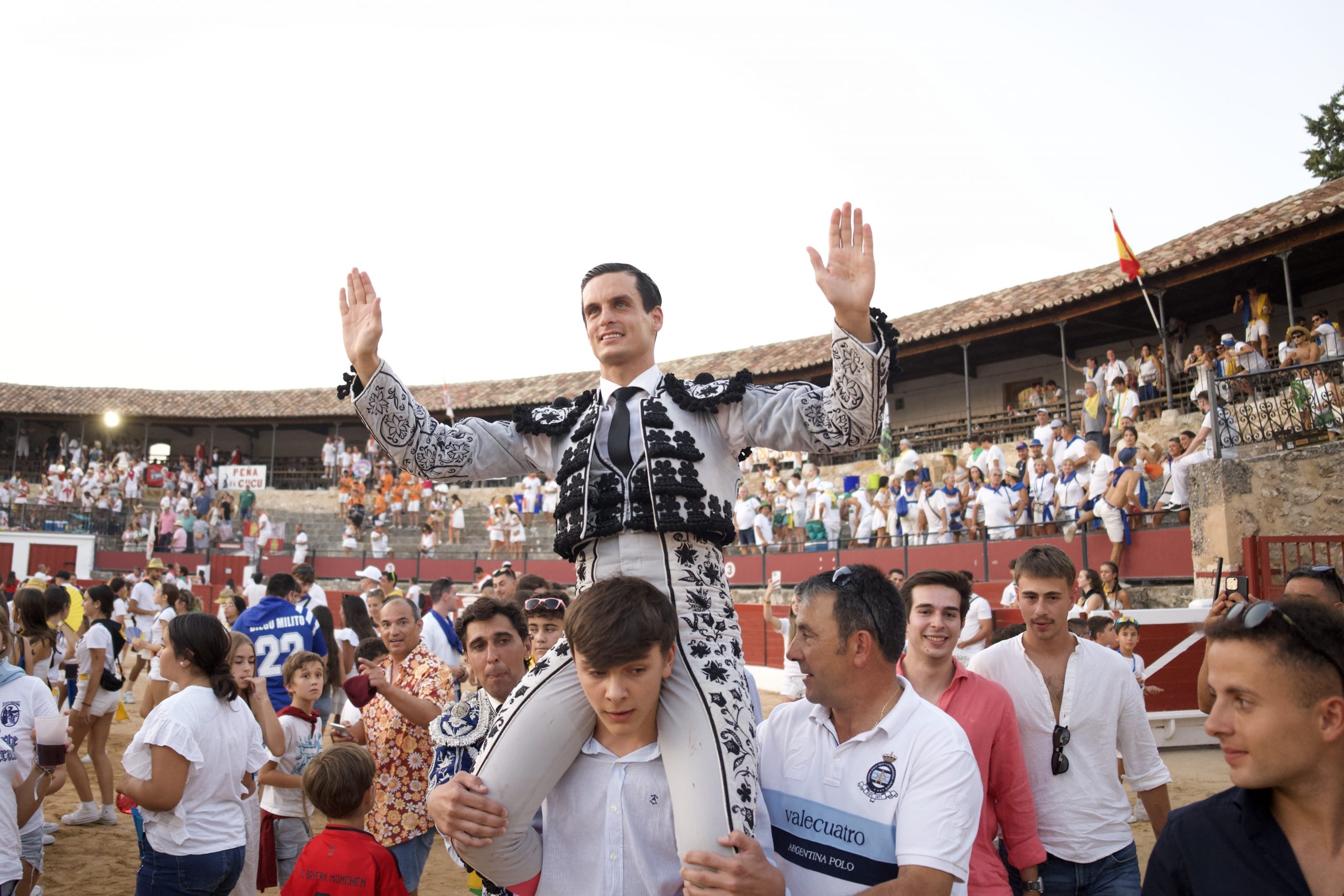 David Galván, protagonista en El Burgo de Osma con tres orejas y una rotunda tarde de toreo