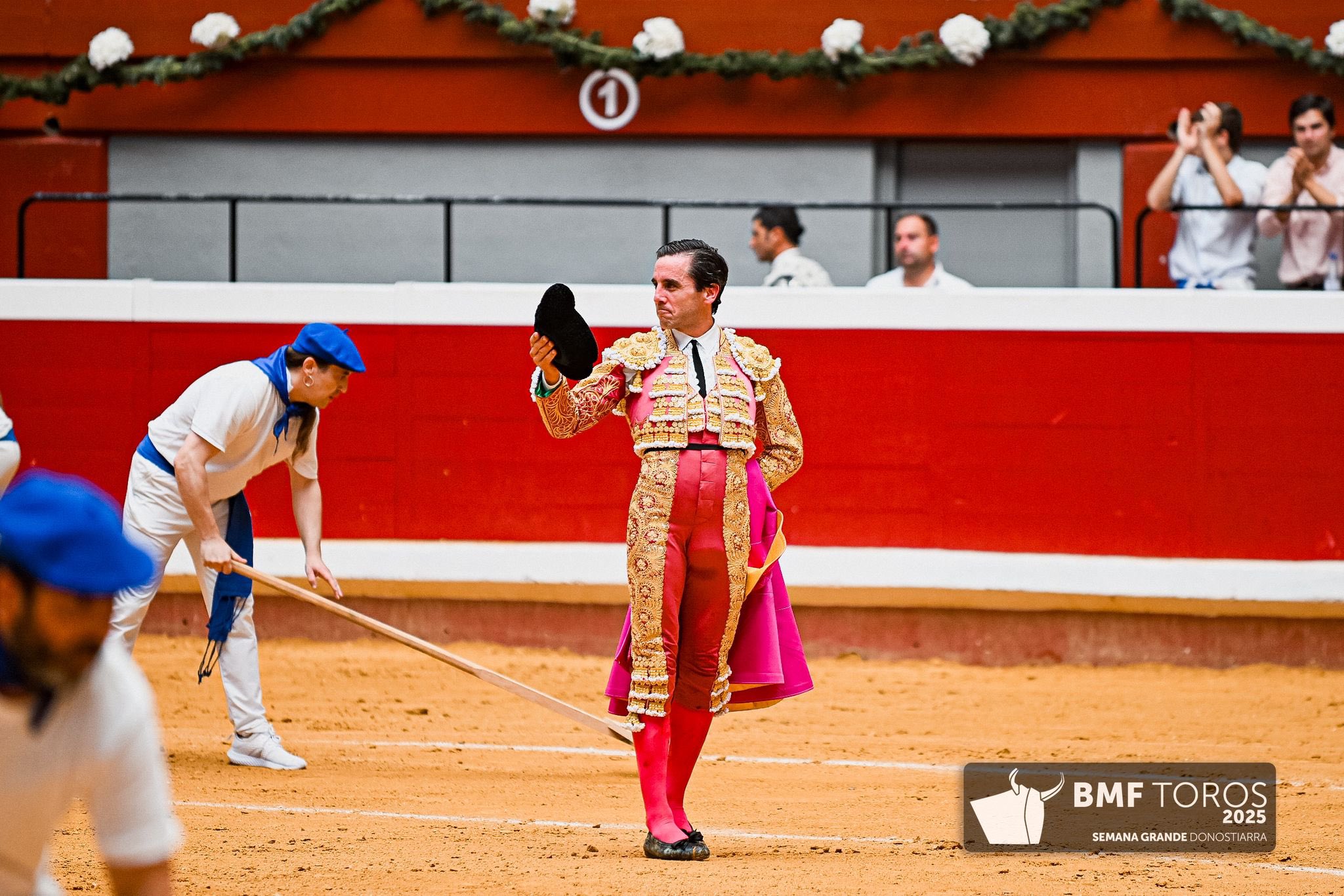 Juan Ortega, Borja Jiménez y Pablo Aguado abren Illumbre con temple y gusto, pero sin premio por la espada