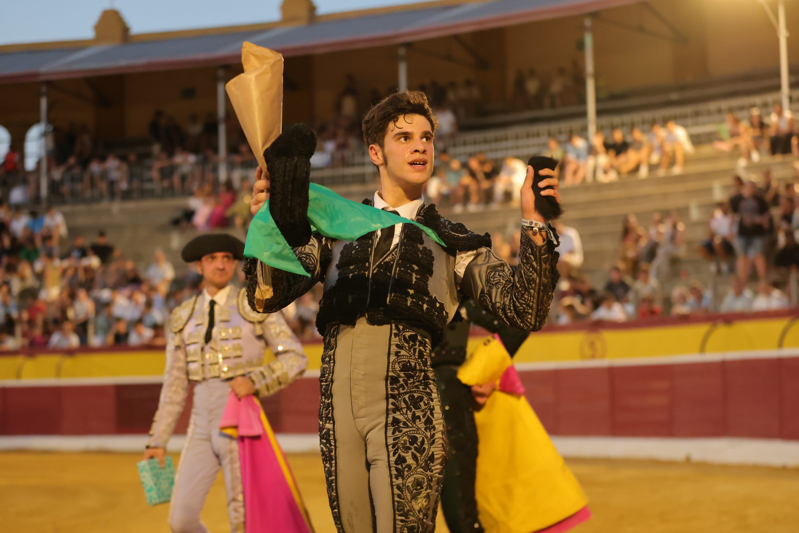 Solitaria oreja para Asier Abadiano en la novillada sin picadores de Huesca