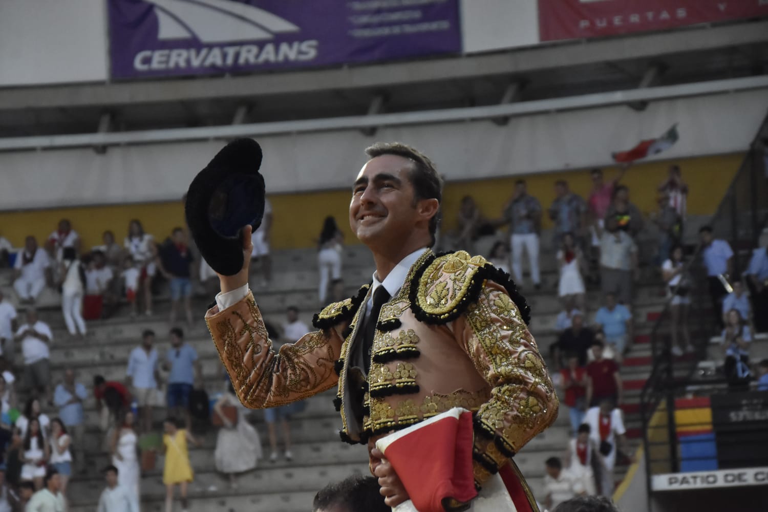 El Fandi, puerta grande en Íscar con toros de Ojailén