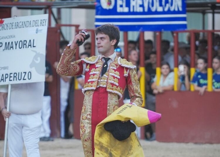 Cristiano Torres corta una única oreja, derrochando valor y entrega