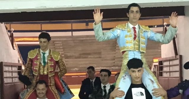 Triunfo unánime en la novillada de El Álamo