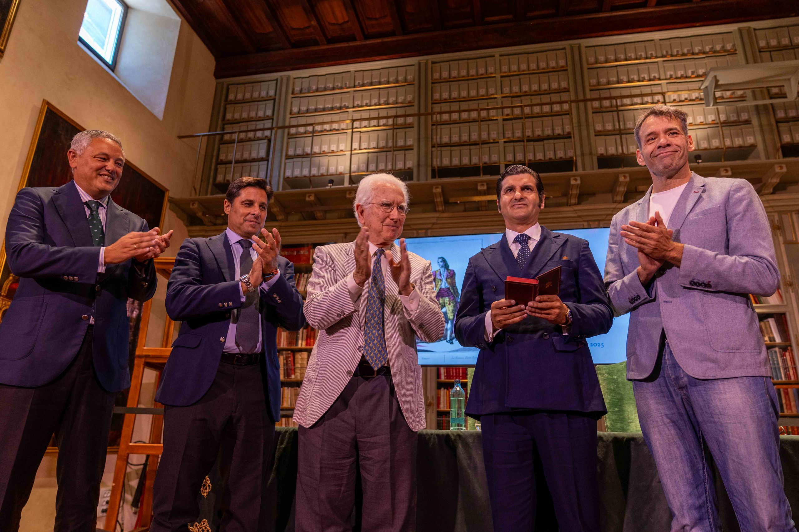 La Real Maestranza de Caballería de Ronda distingue a Morante de la Puebla y reafirma su compromiso cultural con la ciudad