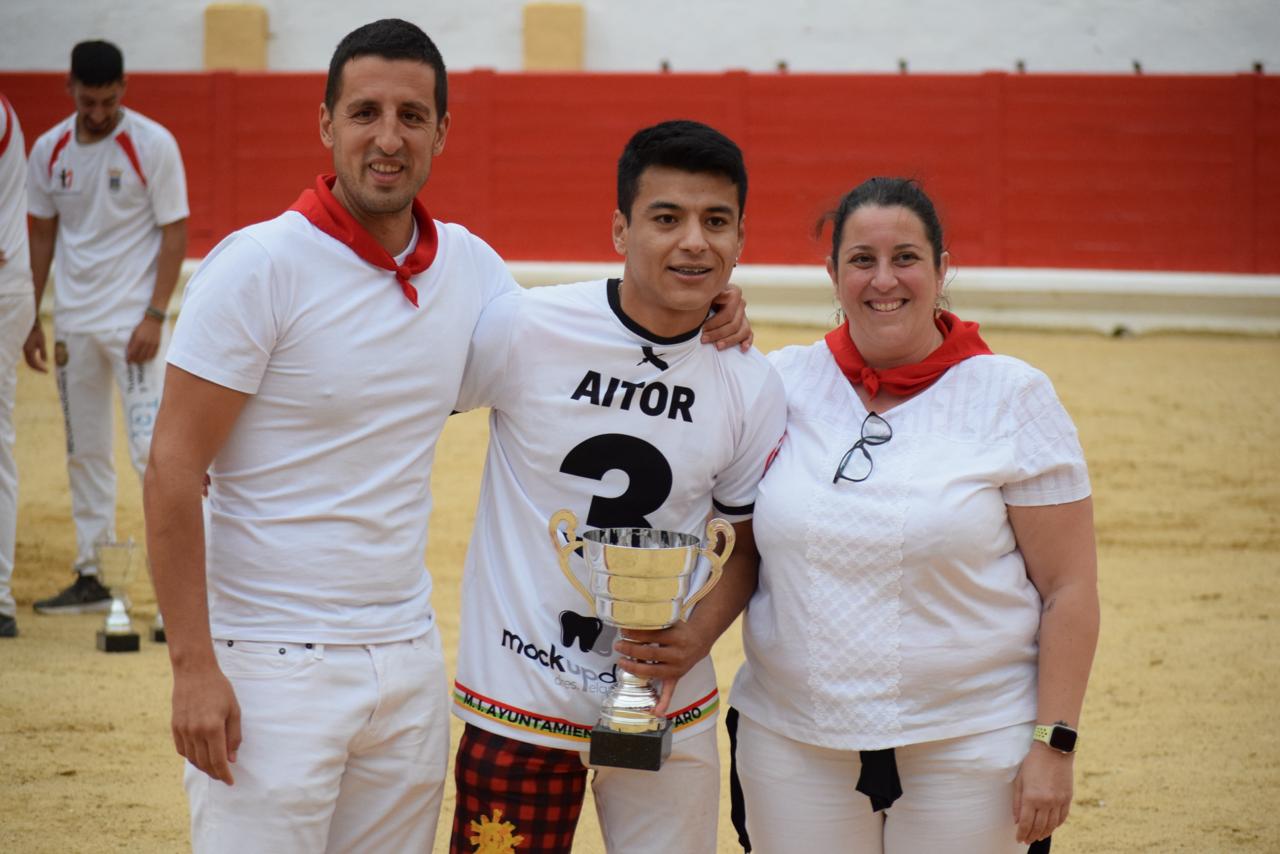 Aisar Suárez “El Txemi” se proclama triunfador del concurso de recortadores ‘Jóvenes Promesas’ en Peralta