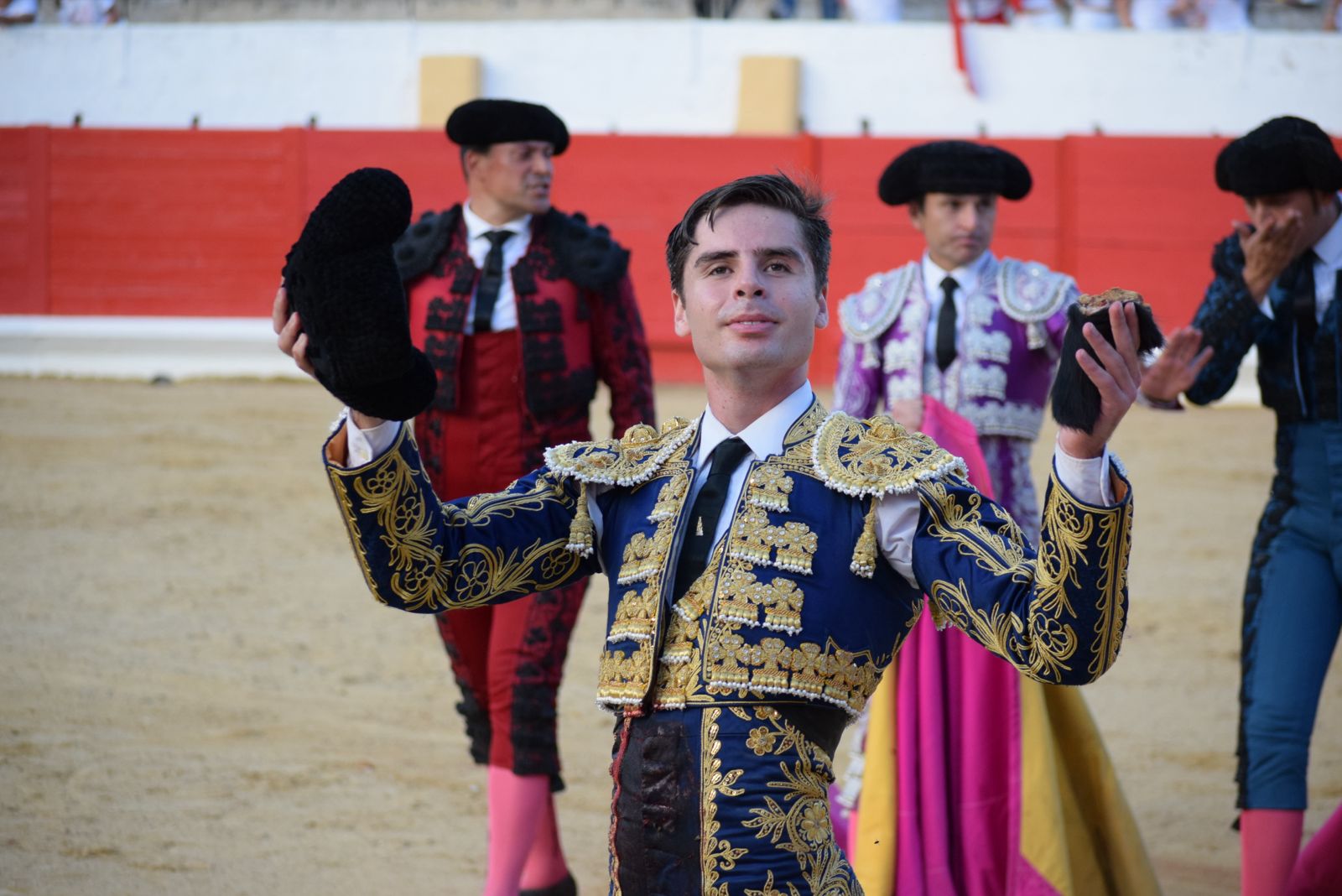 David López, único triunfador en la novillada de Peralta