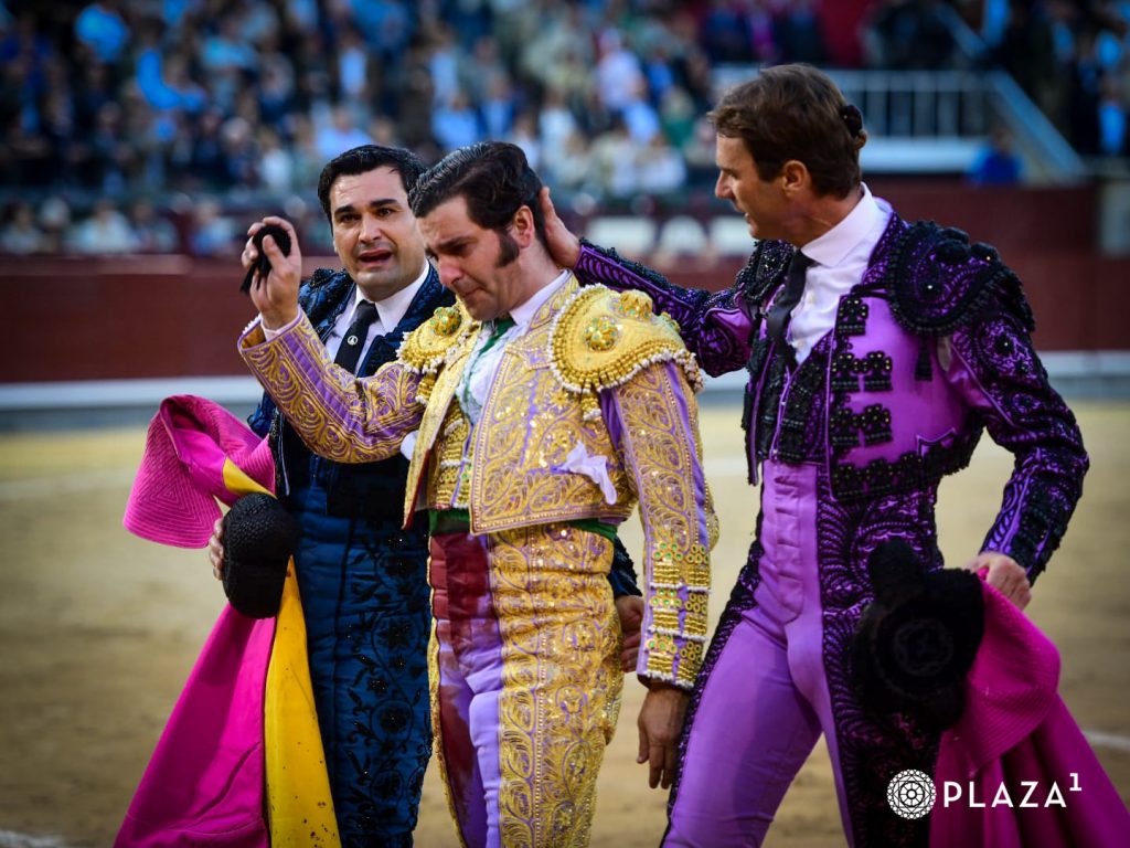 Morante de la Puebla se corta la coleta en Madrid tras una faena para la historia