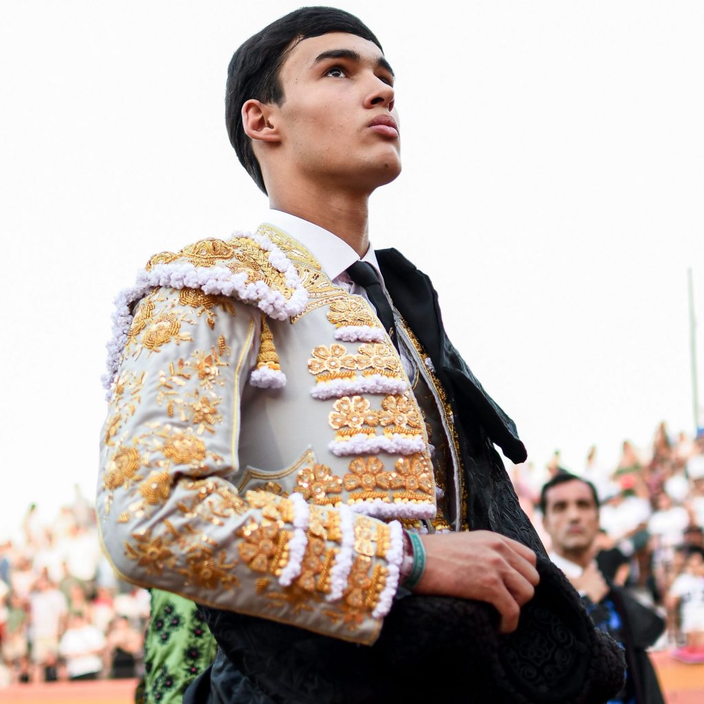 Tomás Bastos: "El maestro Diego Urdiales es sin duda con el que más he aprendido. Una gran parte de mi evolución como torero es gracias a él"