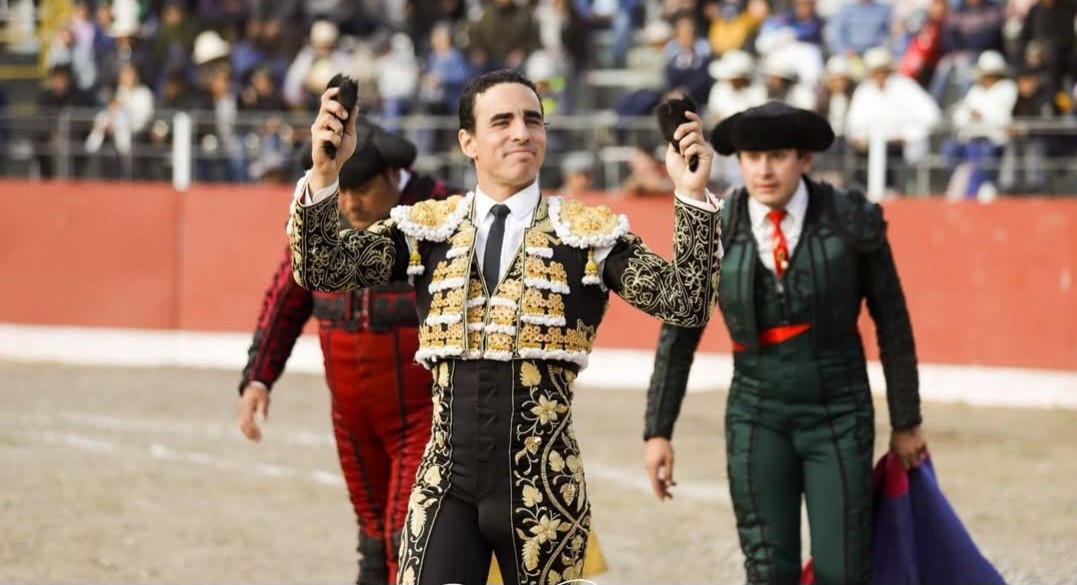 Joaquín Galdós borda el toreo en San Miguel: tres orejas y Puerta Grande
