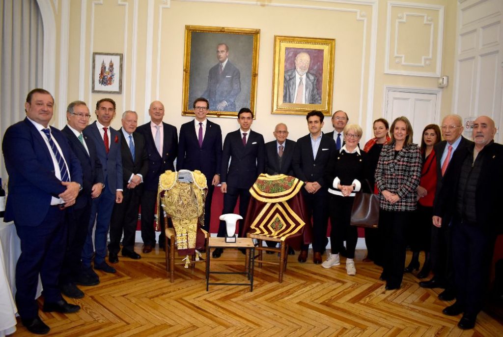 Entrega del XI Trofeo Vestido de Luces Rioja y Oro y Capote Rioja y Oro del Centro Riojano de Madrid