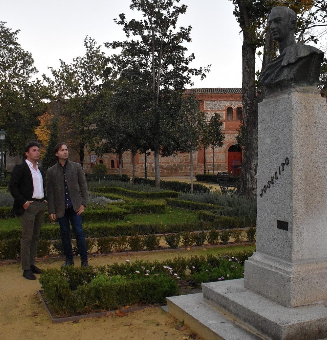 Raúl Rivera inicia una nueva etapa profesional junto al empresario Tito Flores