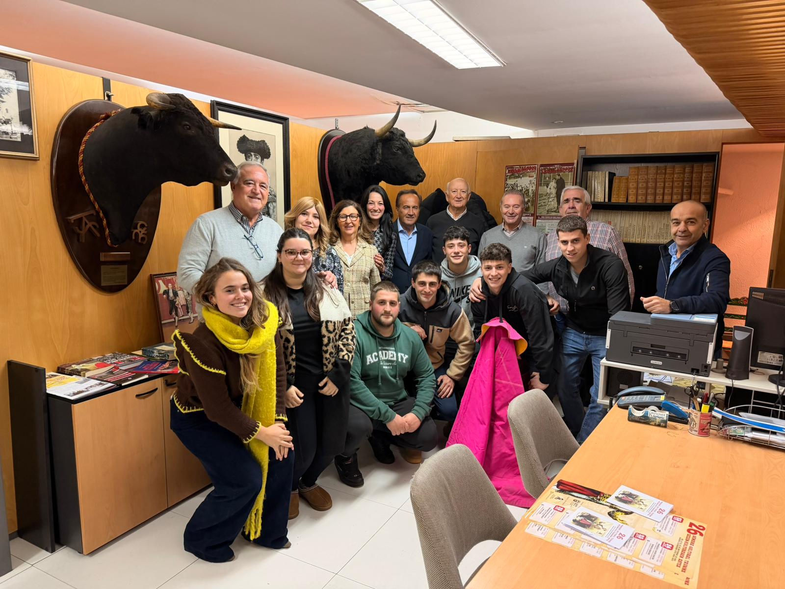 Éxito rotundo en la tertulia del jueves de la Semana Cultural del Club Mazzantini, con el ganadero Zacarías Moreno como protagonista
