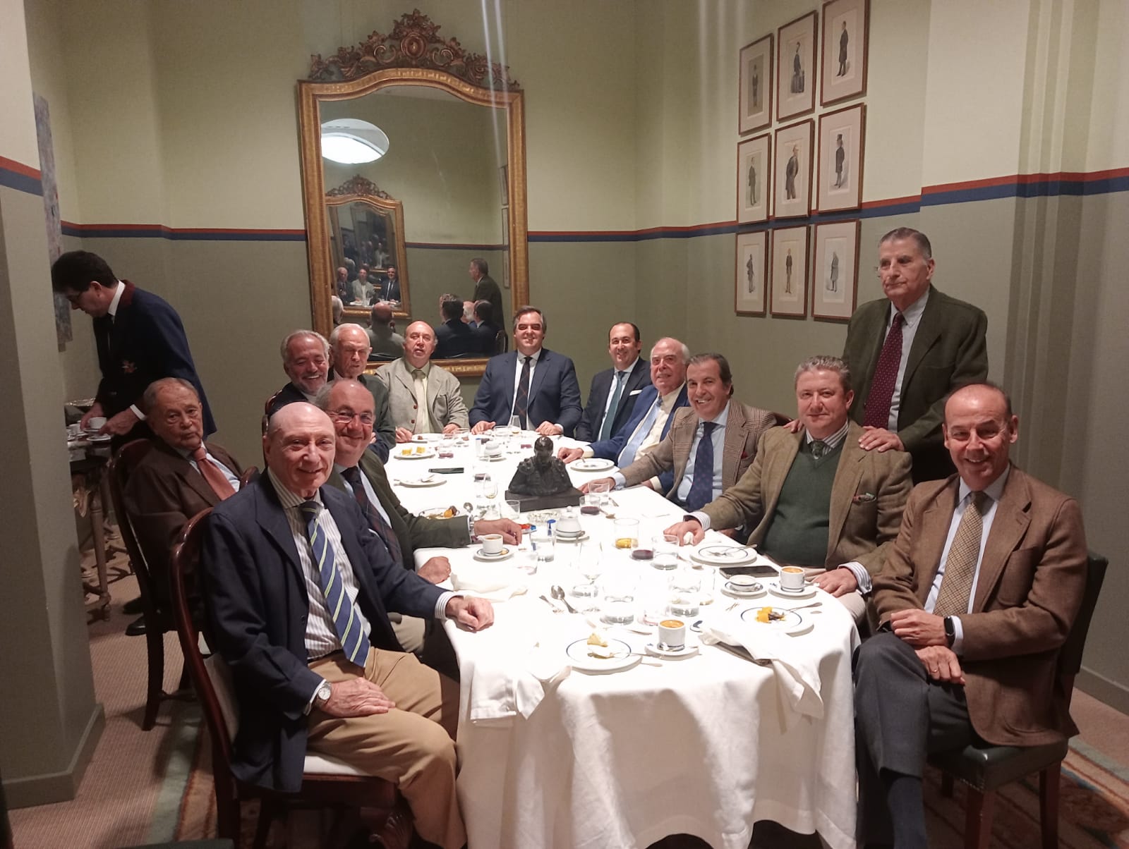 David de Miranda gana el Memorial Manolo Vázquez que concede el Real Club de Andalucía 'El Aero'