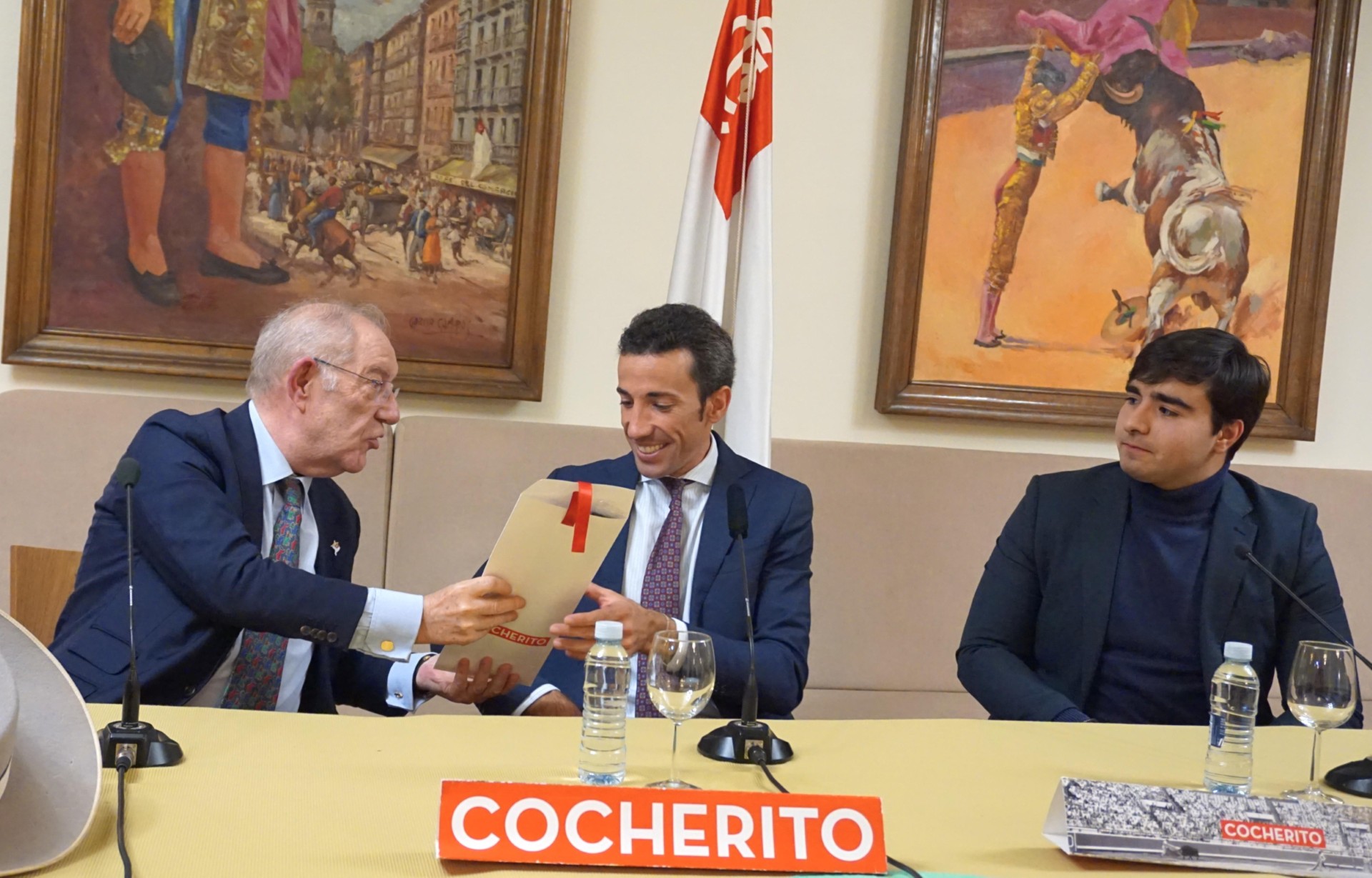 David de Miranda emociona en el Club Cocherito de Bilbao al repasar una trayectoria marcada por la superación y el triunfo