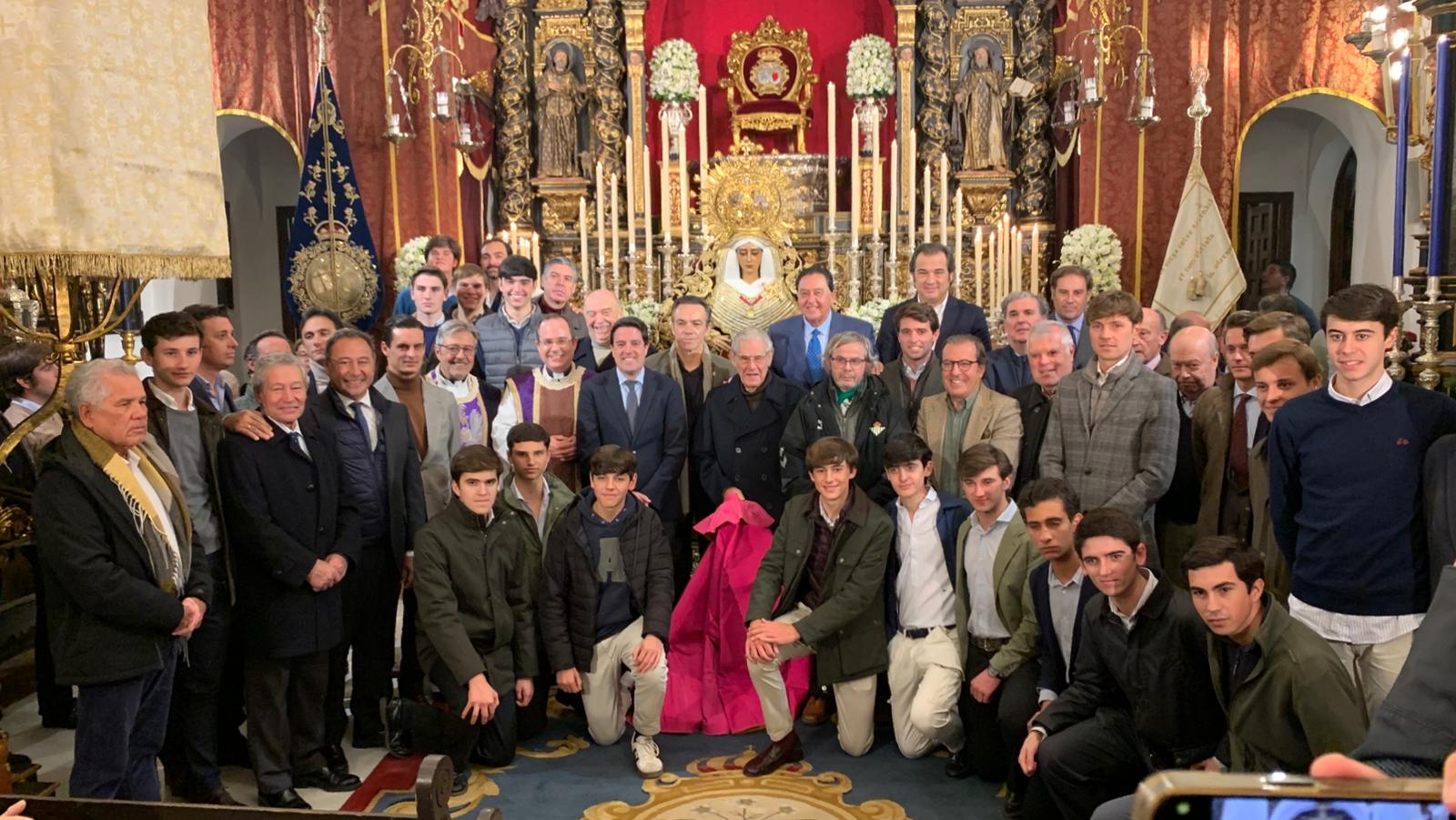 El Baratillo celebra su vigésima misa del toreo y reúne a la familia taurina sevillana
