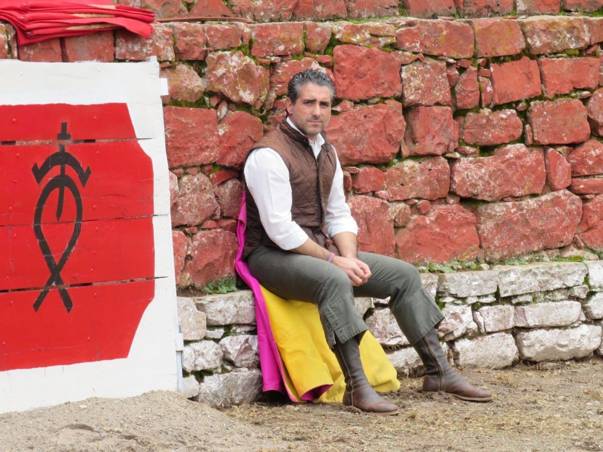 Emilio Serna culmina en Checayani su preparación para su última tarde del año