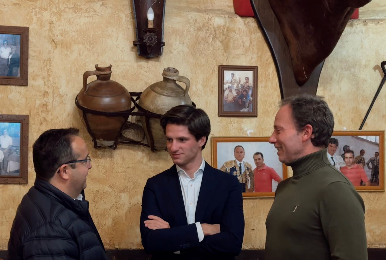 Villita se pone en manos de Puerta Grande Gestión para su primera temporada como matador