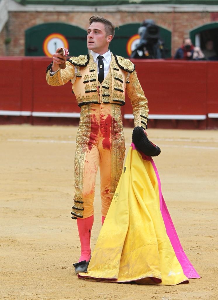 El matador de toros “Niño de las Monjas” rompe con sus apoderados