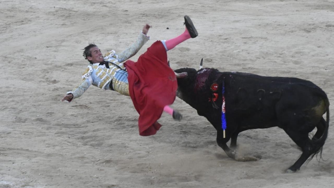 Cornada y triunfo de Diego Silveti en Mérida