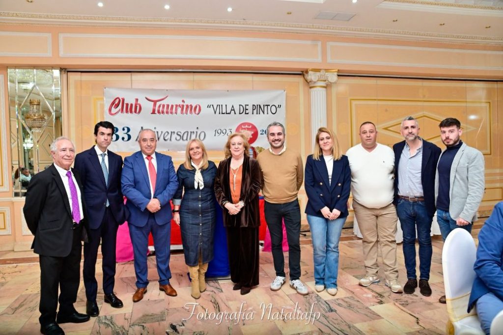 El Club Taurino Villa de Pinto rinde homenaje a Jesús Hijosa y Rafael de Julia en su 33º aniversario