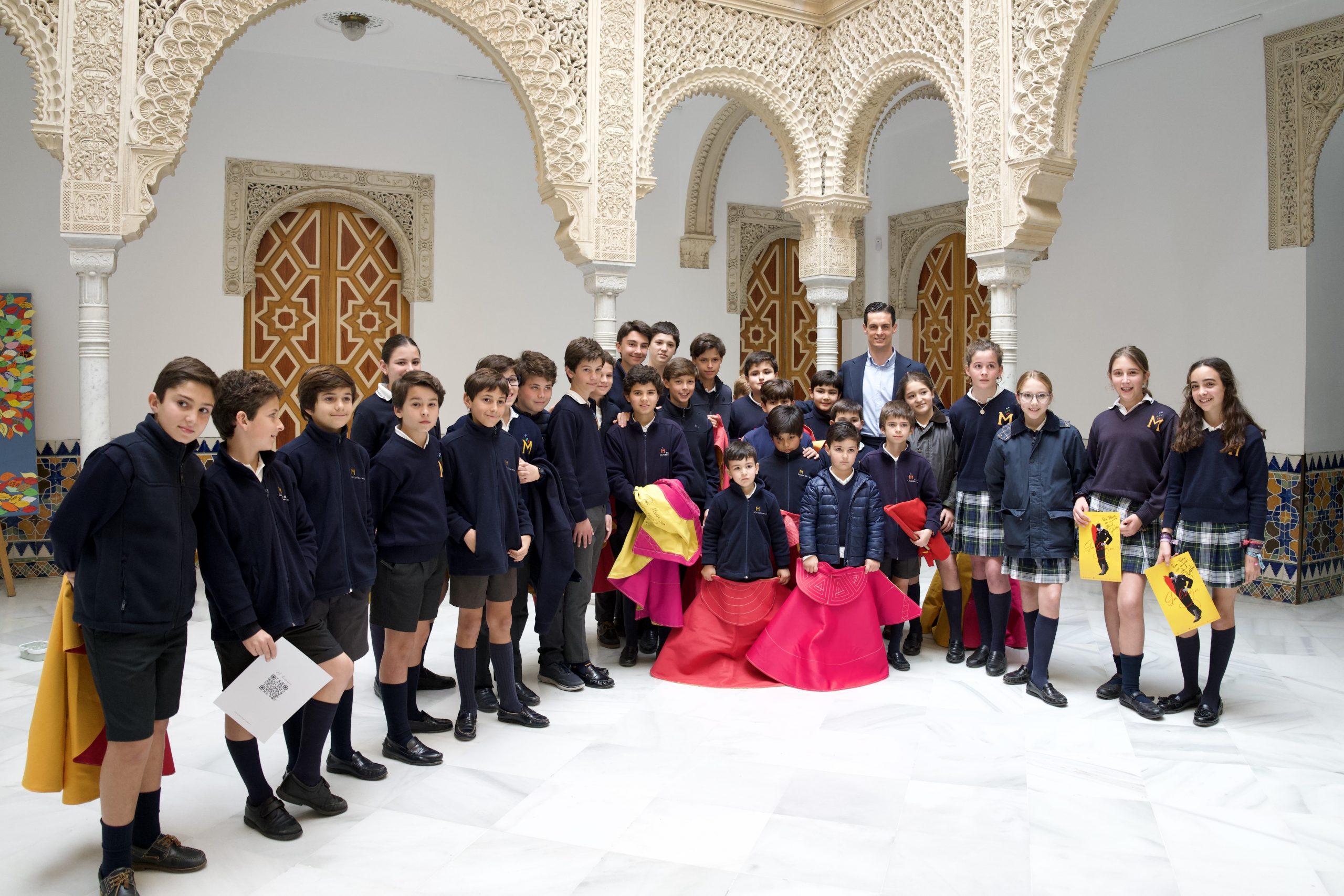 David Galván siembra afición en el Colegio Montaigne de Jerez: “Prohibido el paso. SOLO TOREROS”