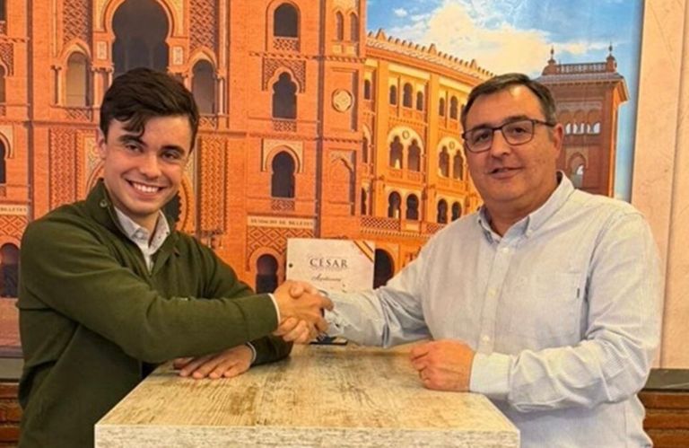 Víctor Cerrato, con nuevo apoderado