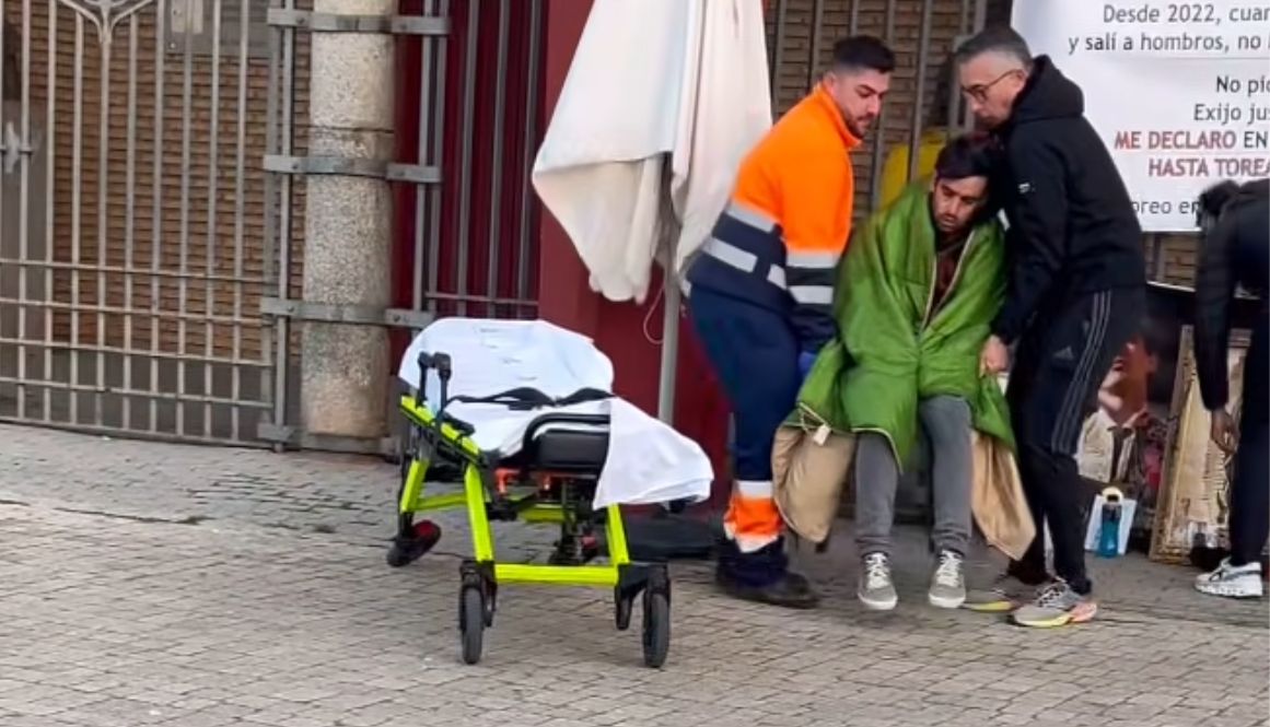 Javier Moreno ‘Lagartijo’, ingresado tras nueve días de huelga de hambre para reclamar un puesto en la Feria de Córdoba