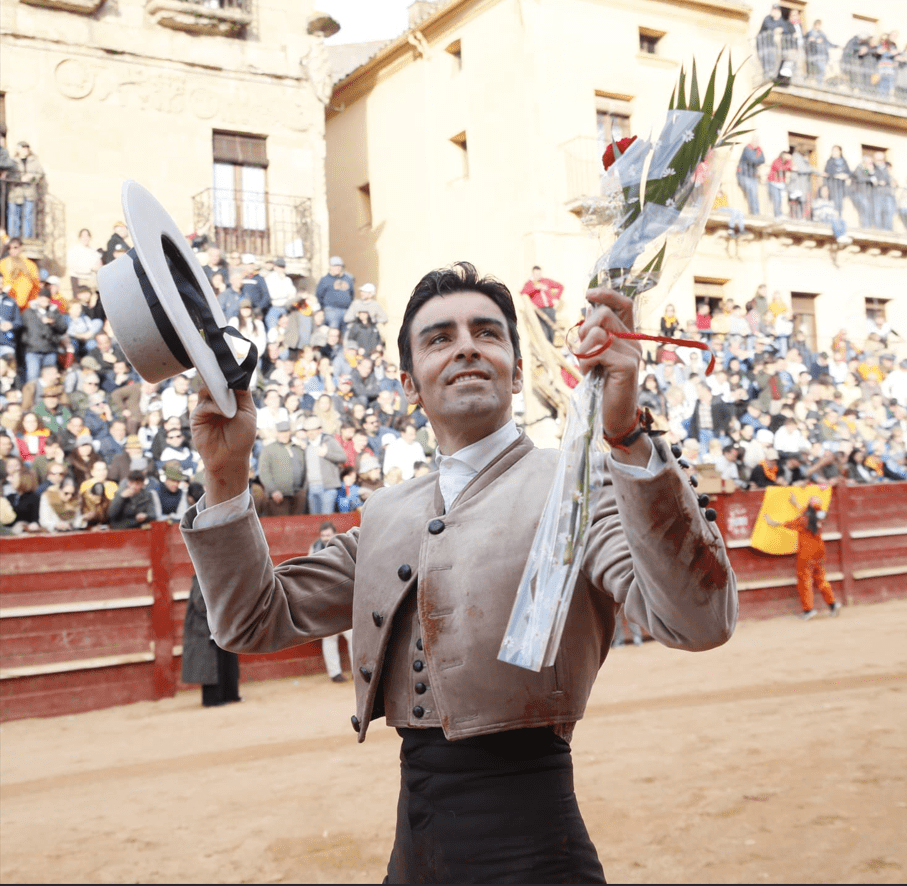 Perera y Diosleguarde abren la puerta grande en el festival que cerró el Carnaval del Toro de Ciudad Rodrigo
