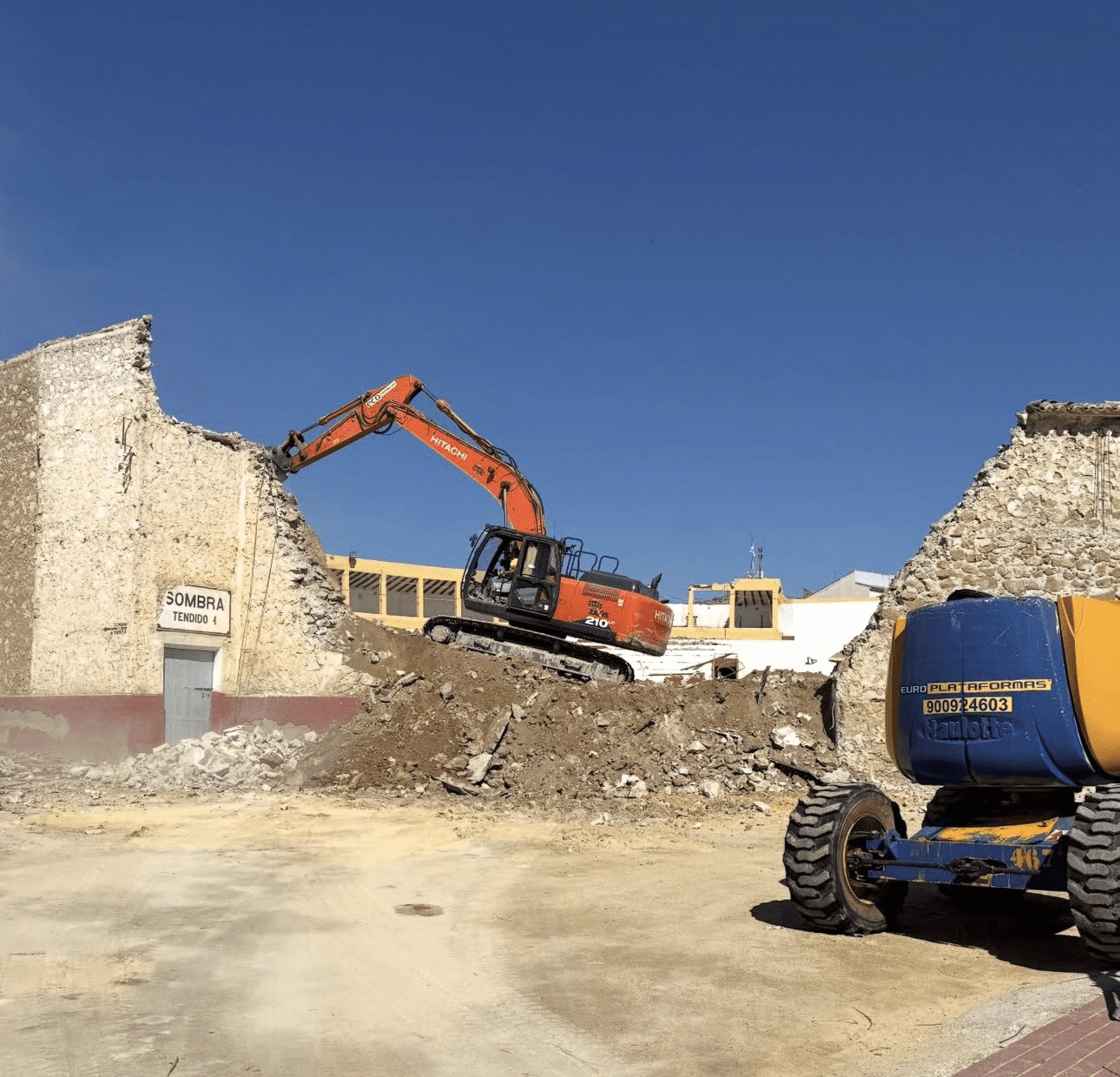 Comienzan las obras de reforma y rehabilitación del coso de La Caverina, en Calasparra