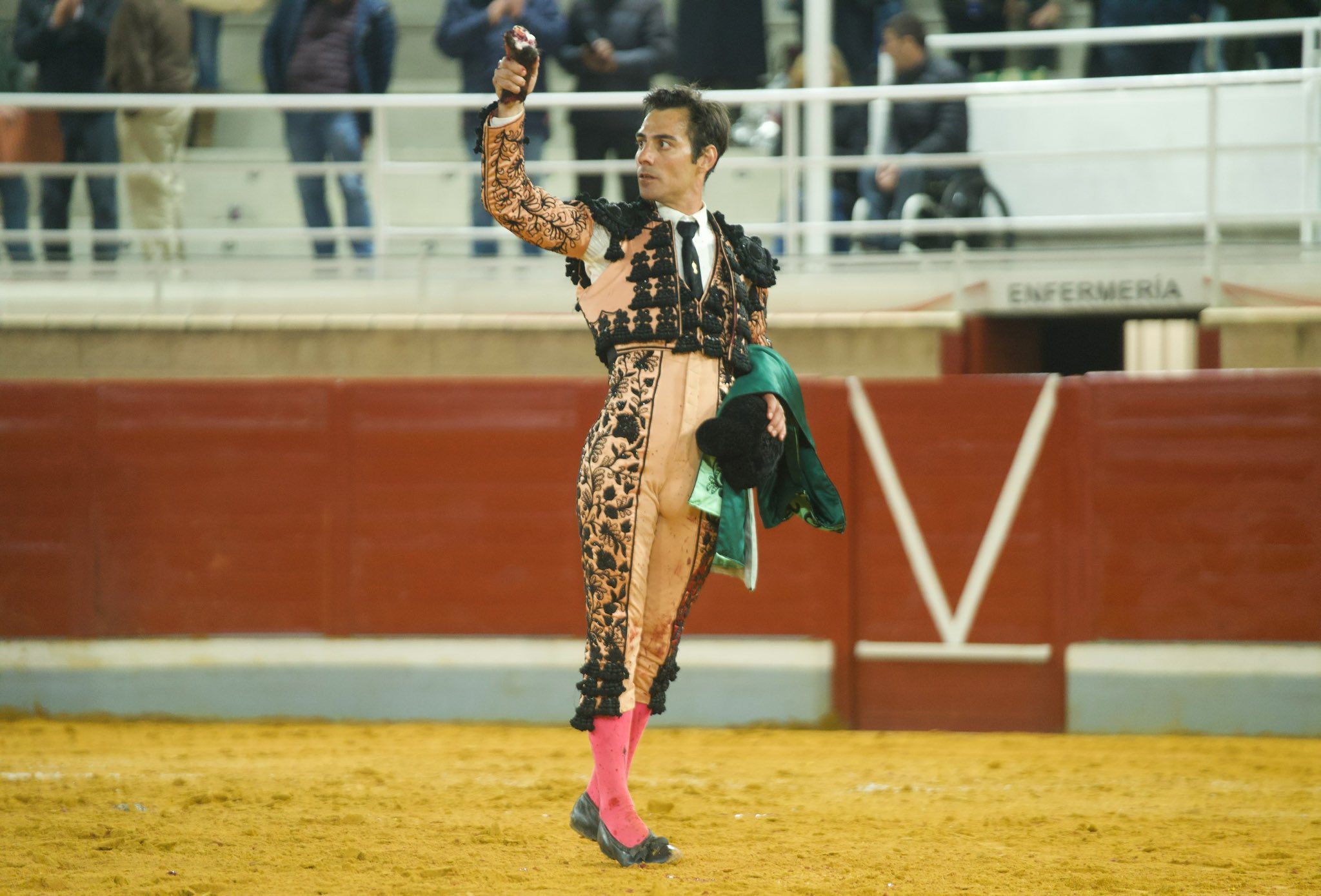 Gómez del Pilar única oreja de la tarde ante un encierro deslucido en Villaseca