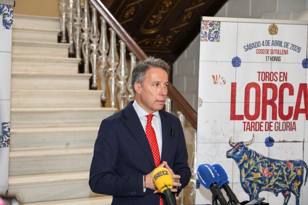 Fulgencio Gil, Alcalde de Lorca: “Hemos convertido Sutullena en plaza de temporada apostando por la calidad de los carteles”