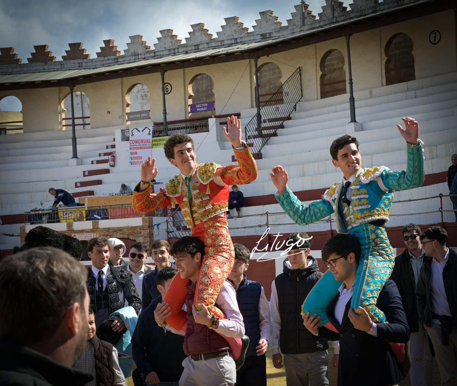 Juan Alberto Torrijos abre el año a hombros en Ondara junto a Luis Pizarro