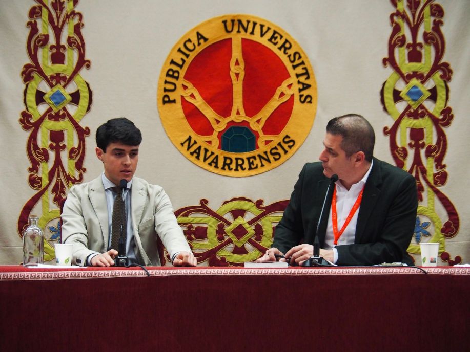Jarocho, ejemplo de pureza en la Universidad de Navarra