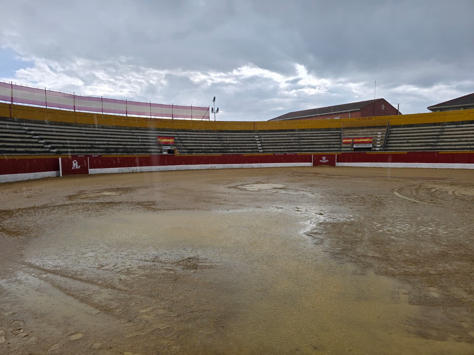Suspendida por lluvia la novillada inaugural del Circuito de Madrid 2026