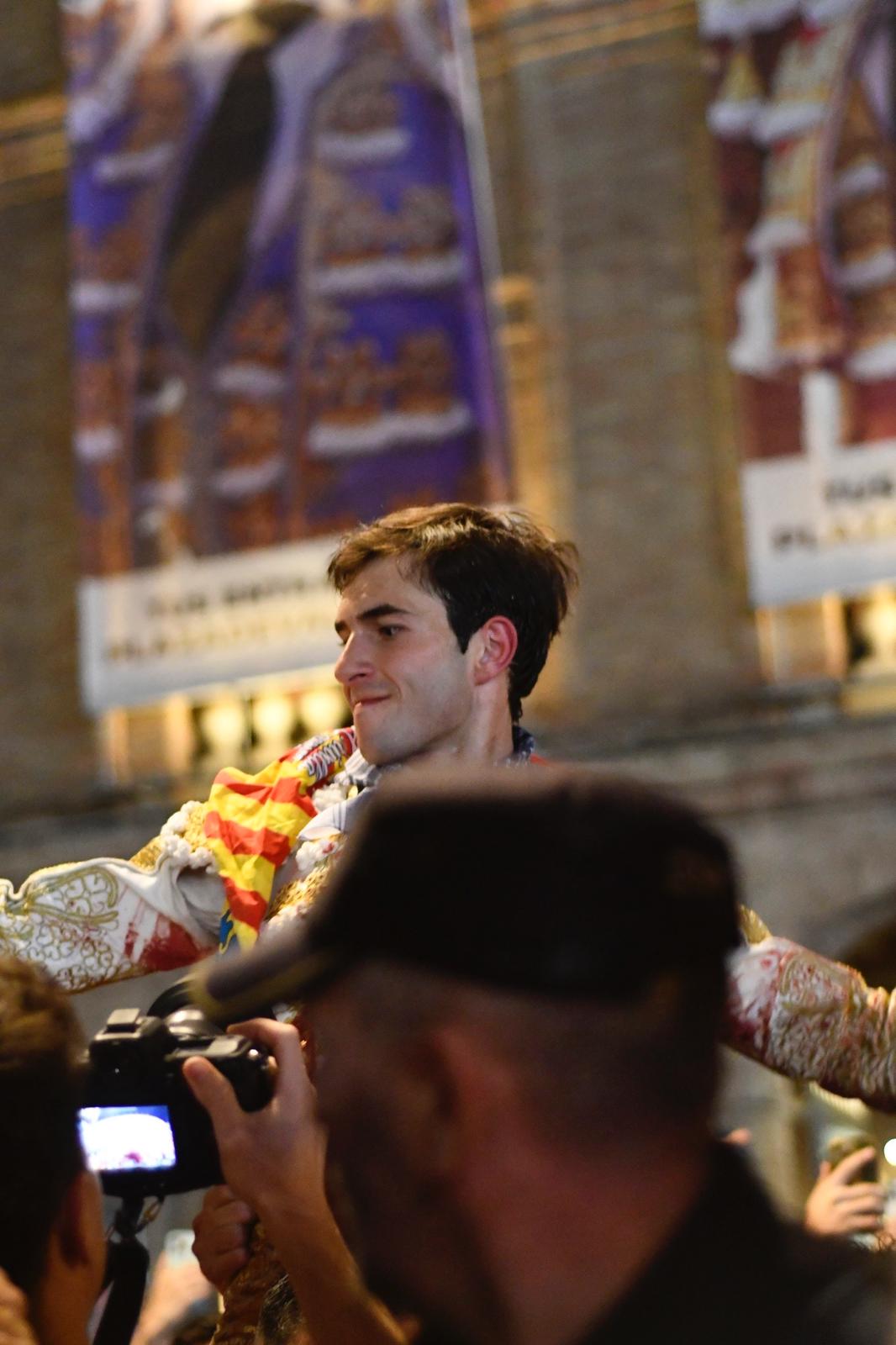 Navalón, reaparecer y besar el toreo