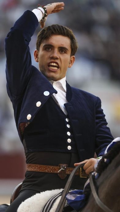 El rejoneador Guillermo Hermoso de Mendoza amplía su equipo de apoderamiento con José Ignacio Cascón