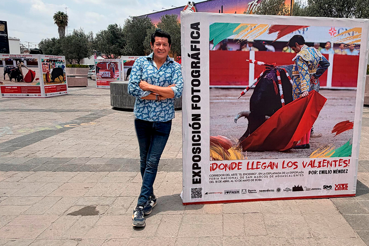 La gobernadora de Aguascalientes Tere Jiménez inaugura la exposición fotográfica de gran formato “Donde Llegan los Valientes” de Emilio Méndez en la Feria de San Marcos