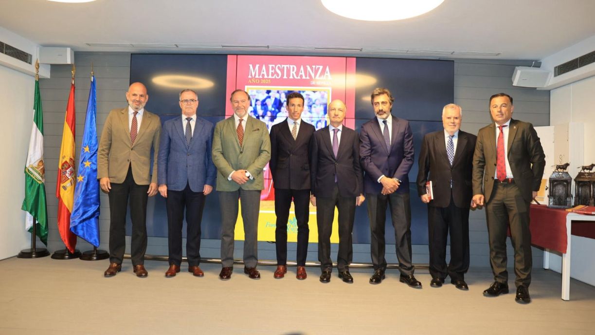 Caja Rural del Sur entrega en Sevilla sus premios taurinos con David de Miranda y Juan Pedro Domecq al frente