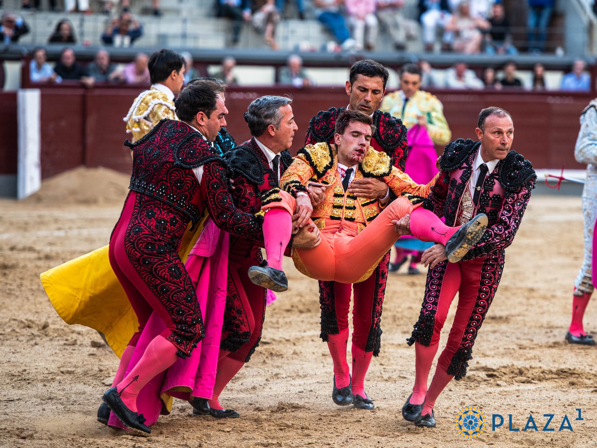 Luis Gerpe, con “puntazo con hematoma” en el muslo tras una dura cogida en Las Ventas