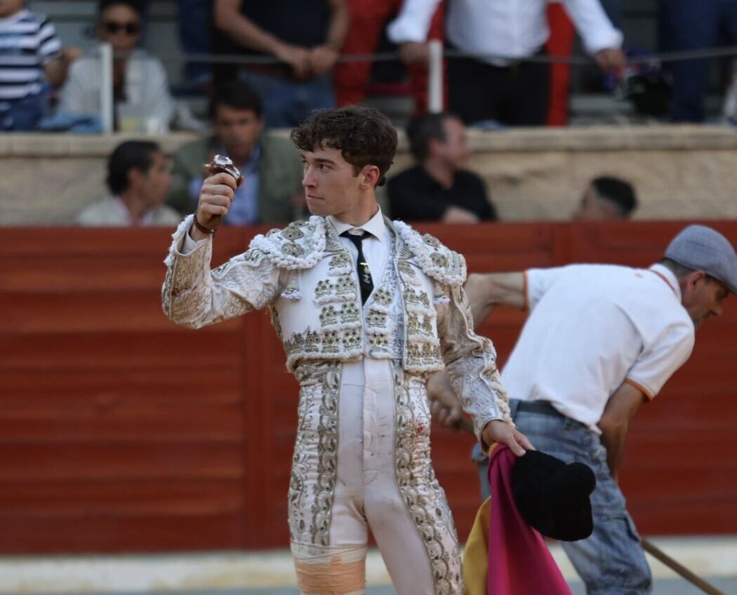 Israel Guirao, triunfador del XII Alfarero de Plata tras una final de máxima igualdad en Villaseca de la Sagra