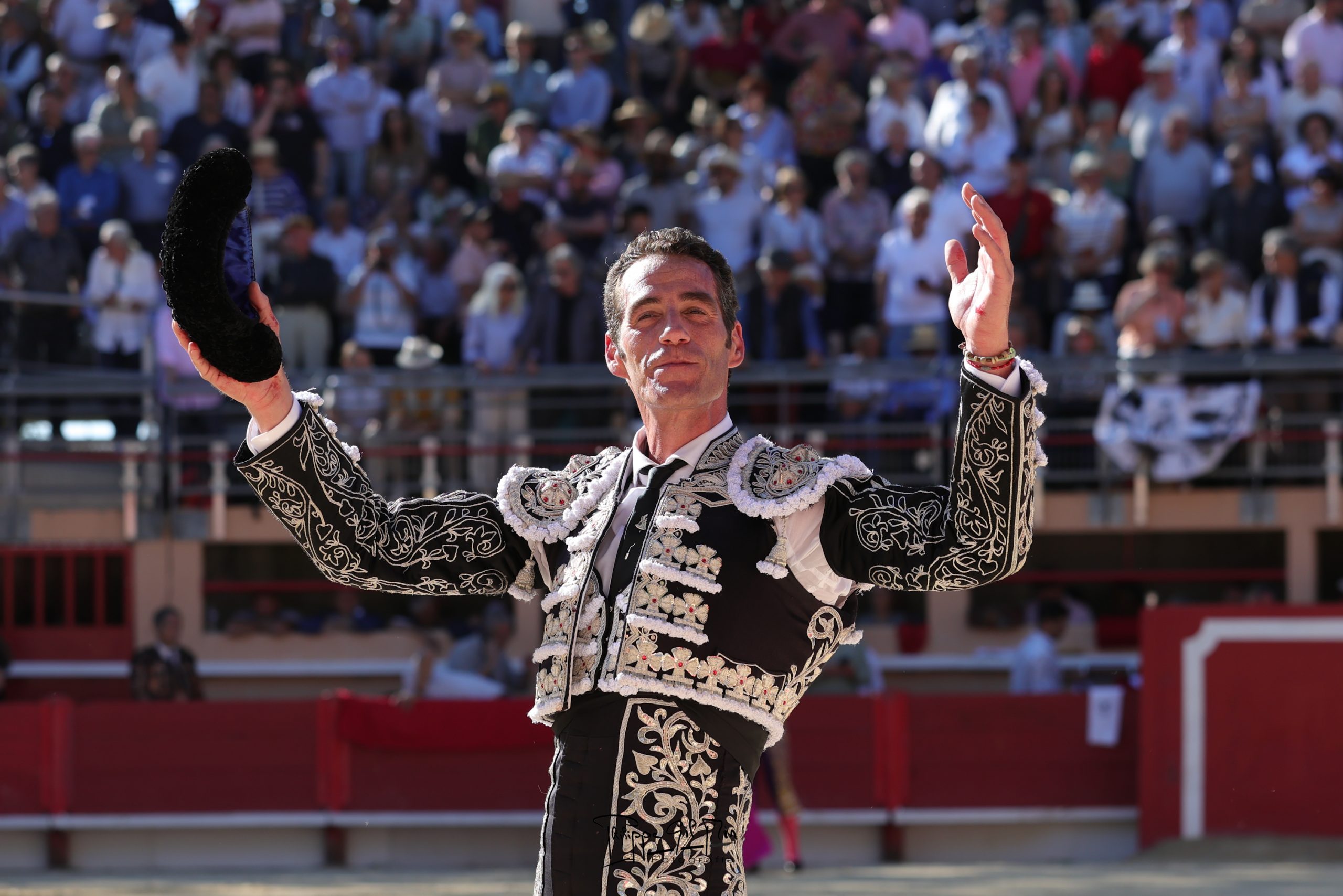 Pepe Moral, único trofeo en Saint-Martin-de-Crau en un duro duelo Saltillo–Cuadri