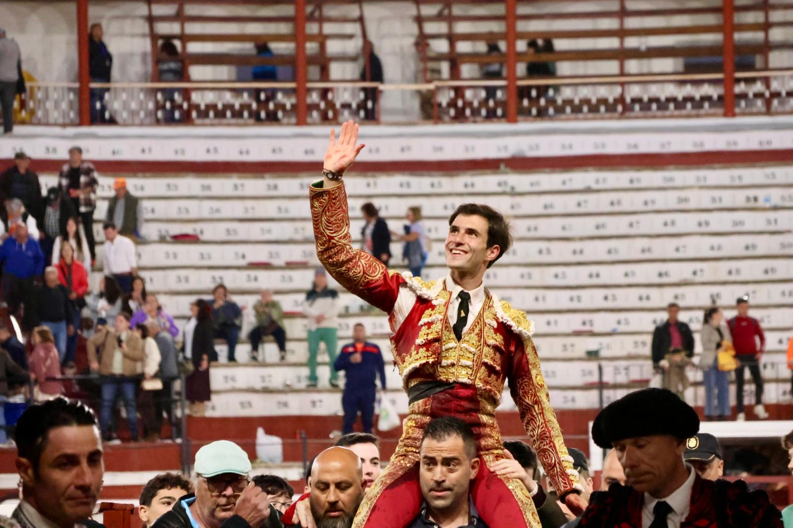 Samuel Navalón y la firmeza de El Cid marcan la tarde en Hellín